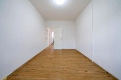 Sennett Estate (D13), Terrace #563734101